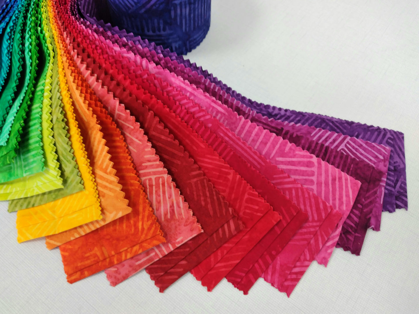 Hexies from Banyon Batiks Colour: Multi - SHEXIES40-10 Jelly Roll