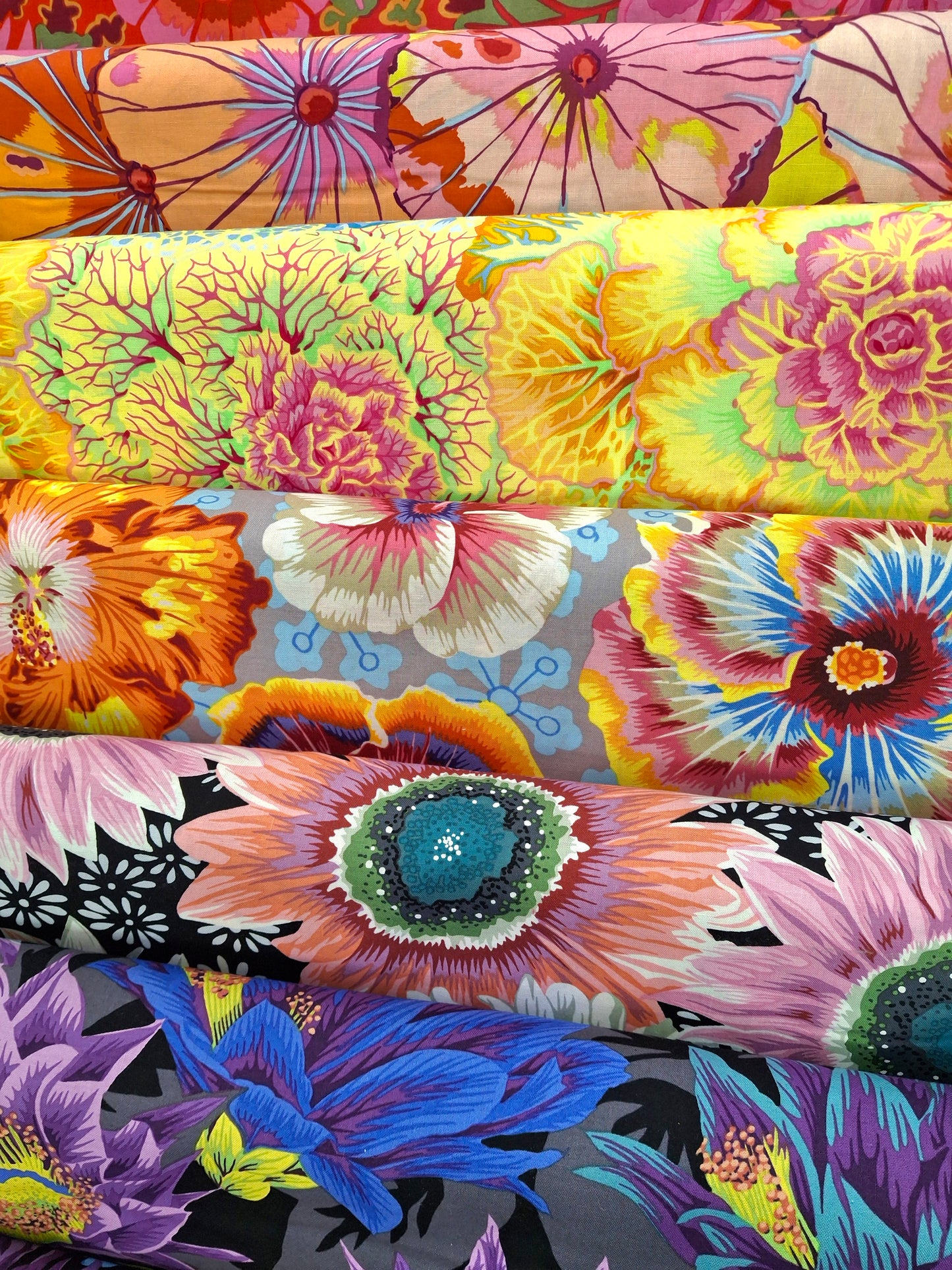 "Kaffe Fassett Collective - Dream" For Free Spirit COLOUR: Magenta