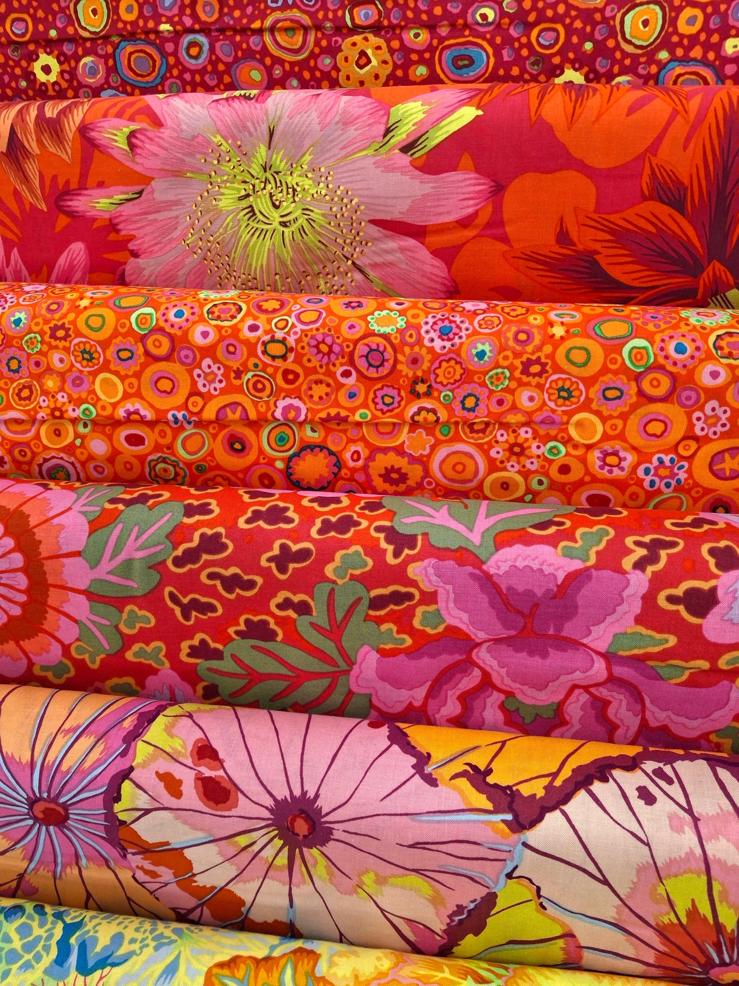 "Kaffe Fassett Collective - Dream" For Free Spirit COLOUR: Magenta
