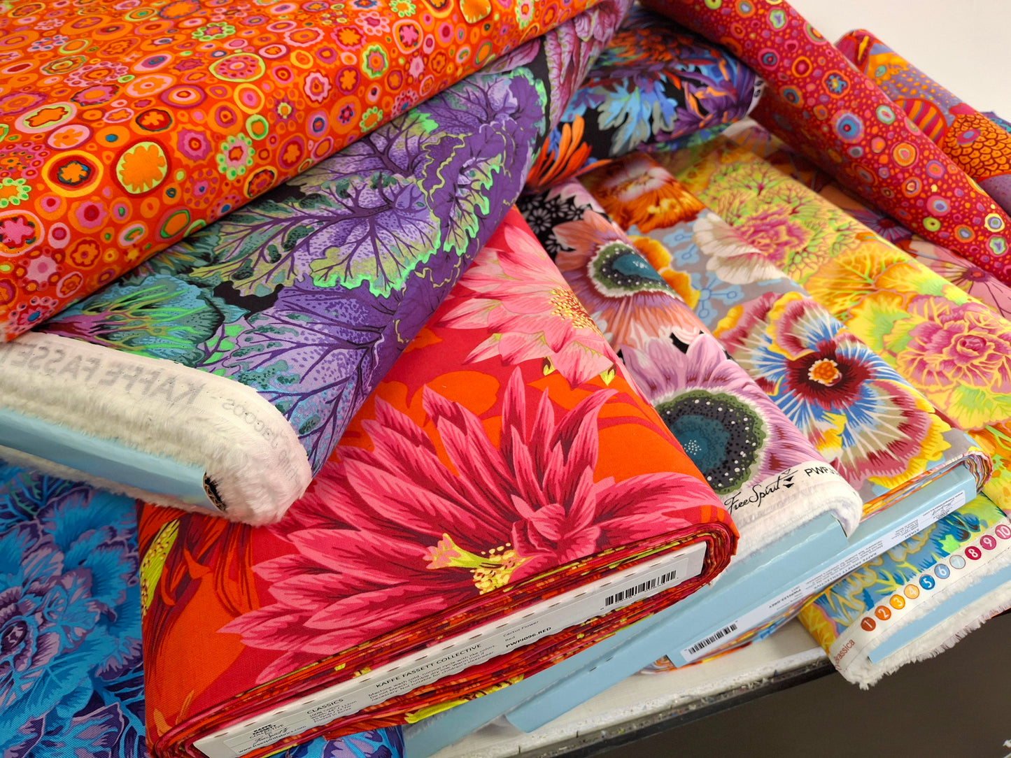 "Kaffe Fassett Collective - Dream" For Free Spirit COLOUR: Magenta