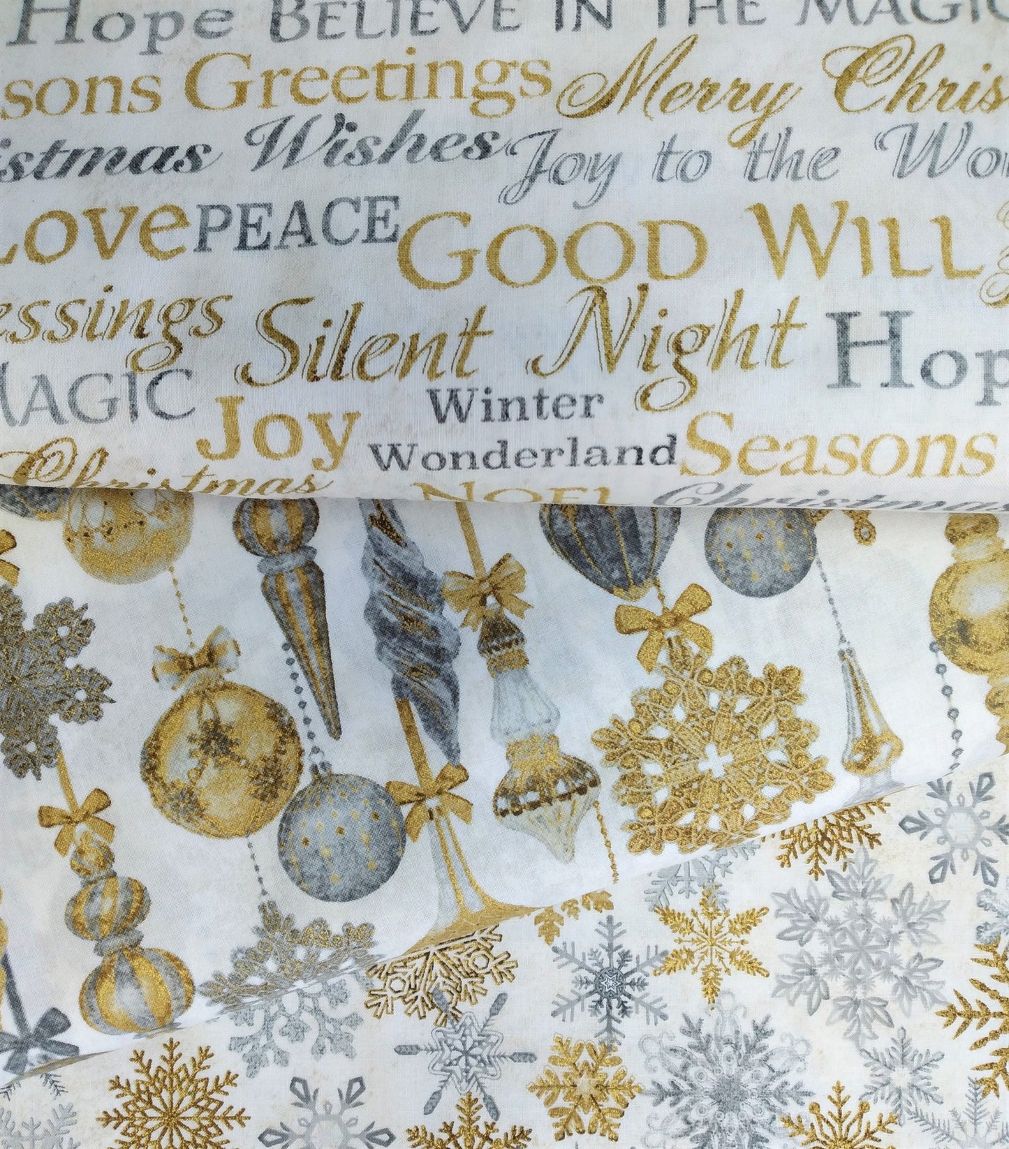 White Christmas - Baubles by Northcott Fabrics 1/2yd Cuts