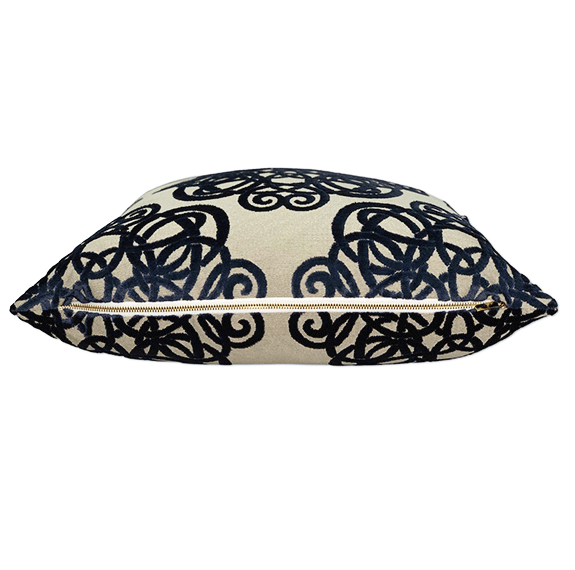 Medusa Pillow Cover in Ultraviolet