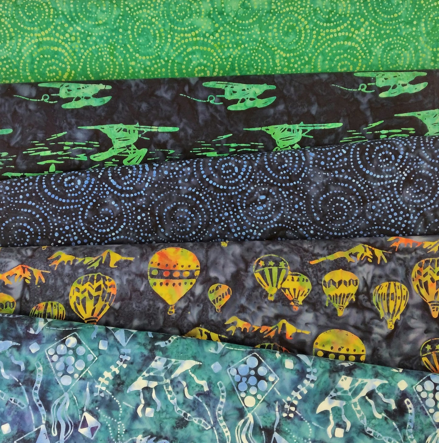 "Taking Flight - Flight Pattern" BY BANYAN BATIKS COLOUR: 83163-67 Jade