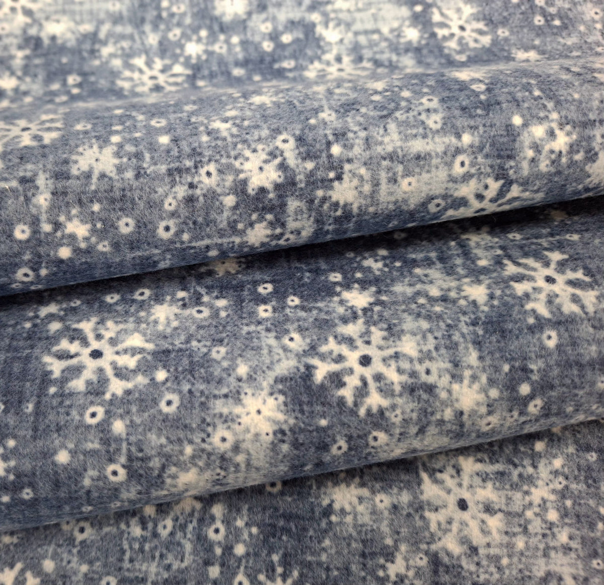 Village Folk - by Northcott Fabrics QUILTER'S FLANNEL F28828 1/2yd Cuts