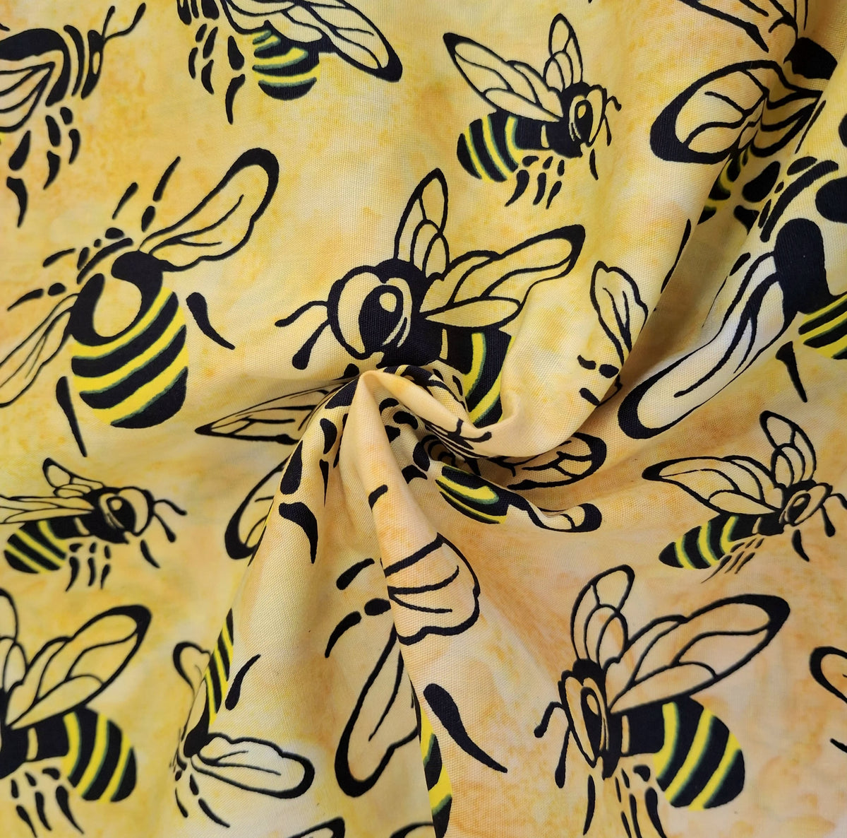 Buzzy Bee, Bees Marigold 100% Cotton for Banyan Batiks 1/2yd Cuts