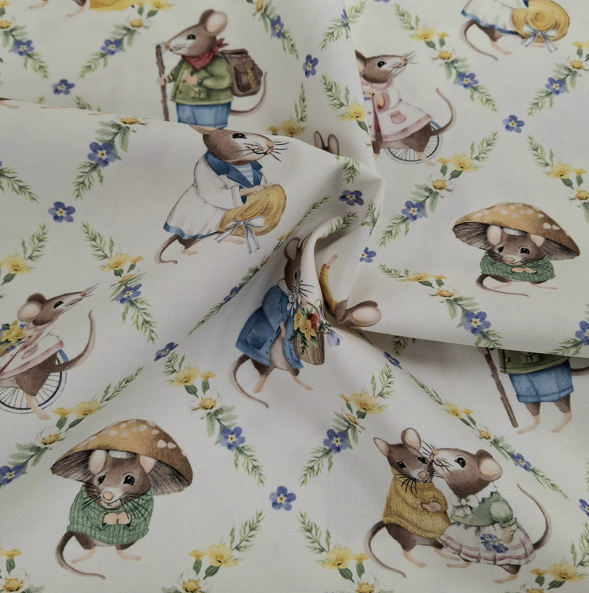 Country Mouse 5 Fabric Bundle - 5 Half Yard Pieces of Quilter’s Cotton