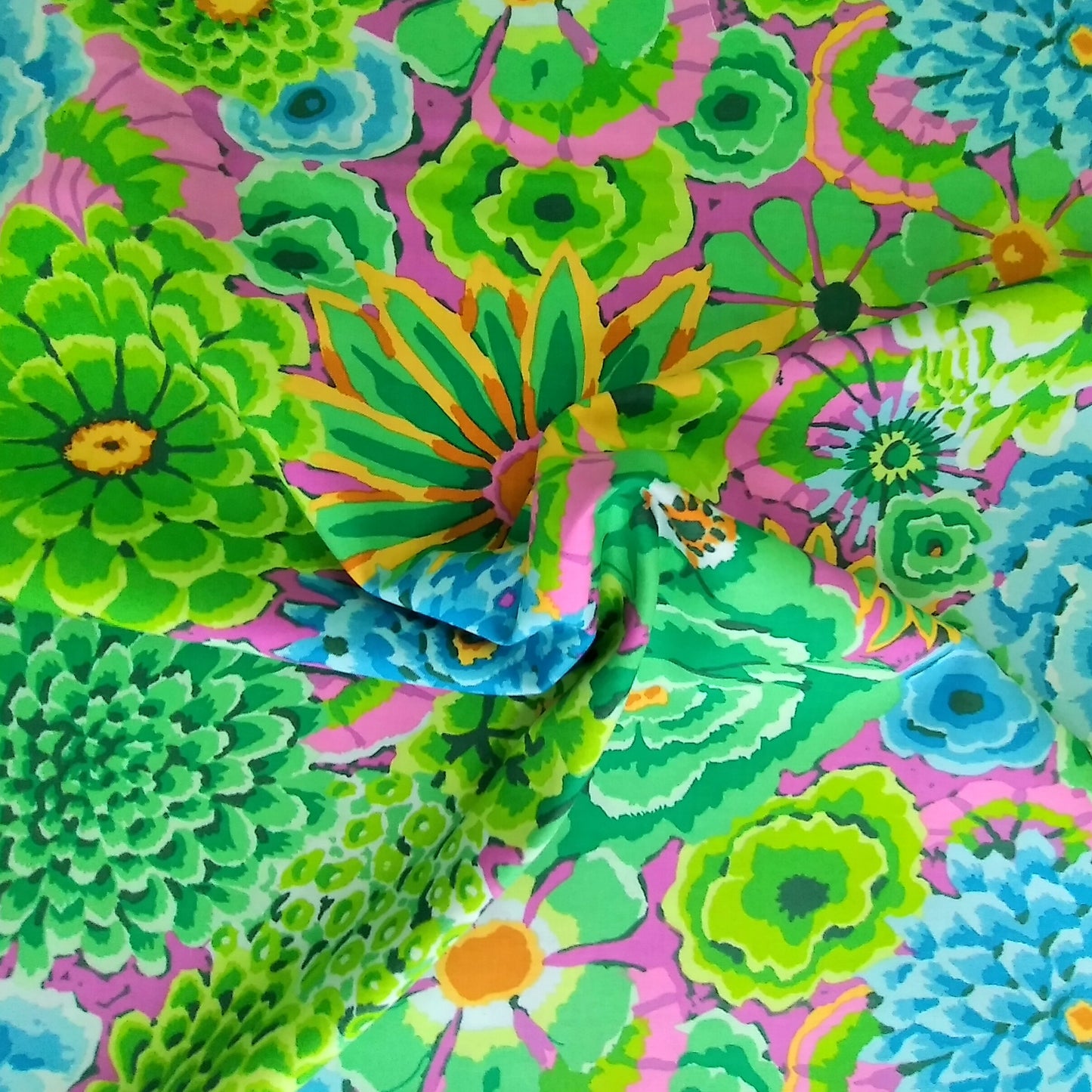 "Kaffe Fassett Collective - Enchanted" For Free Spirit COLOUR: Green