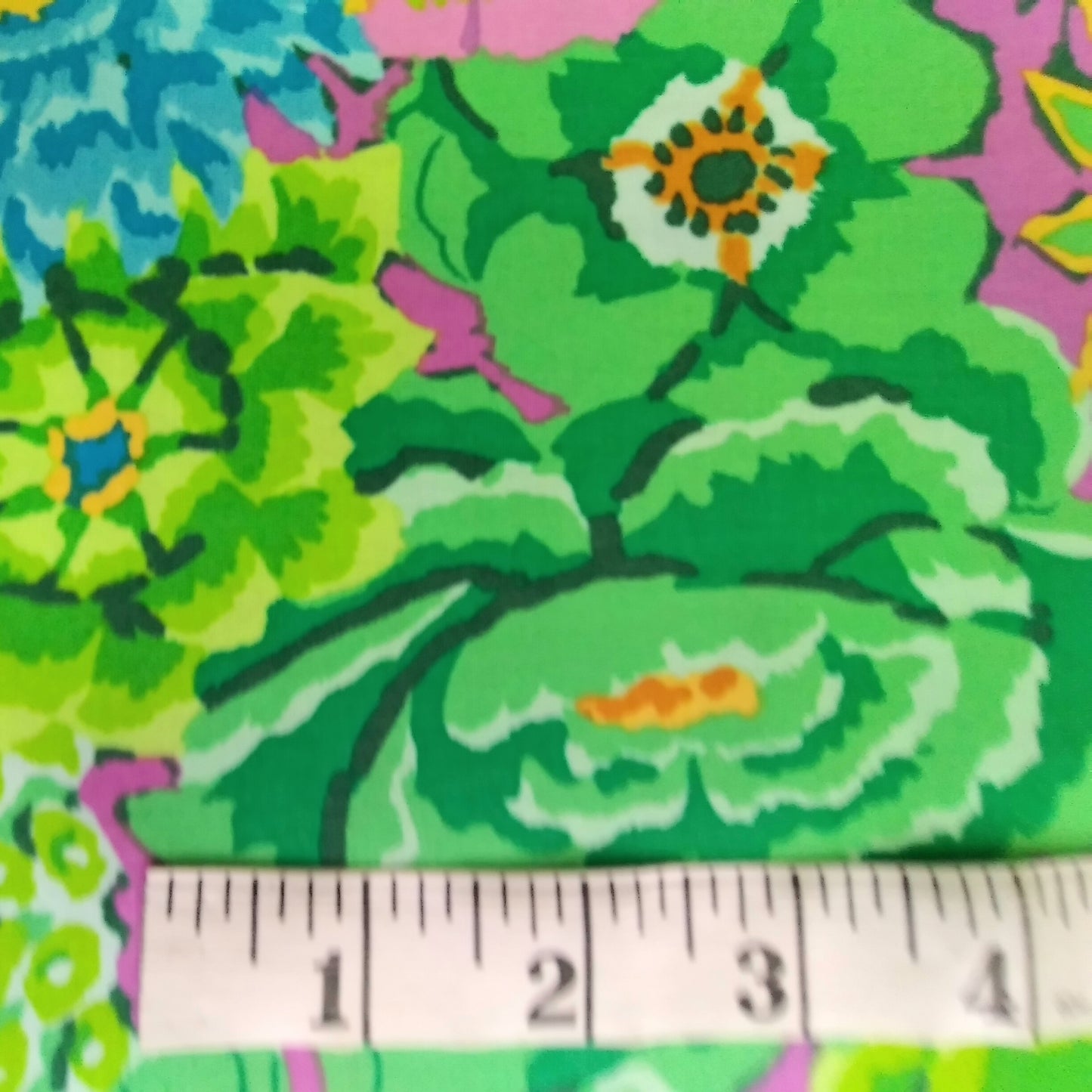"Kaffe Fassett Collective - Enchanted" For Free Spirit COLOUR: Green