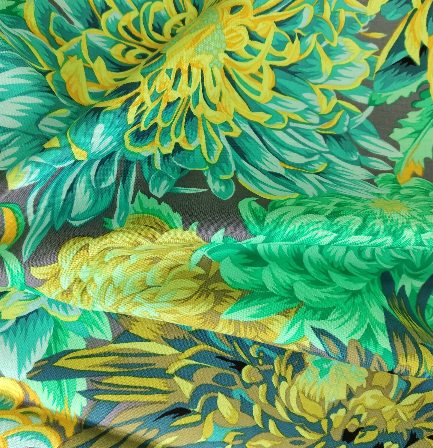 "Kaffe Fassett Collective - Japanese Chrysanthemum" For Free Spirit COLOUR: Forest